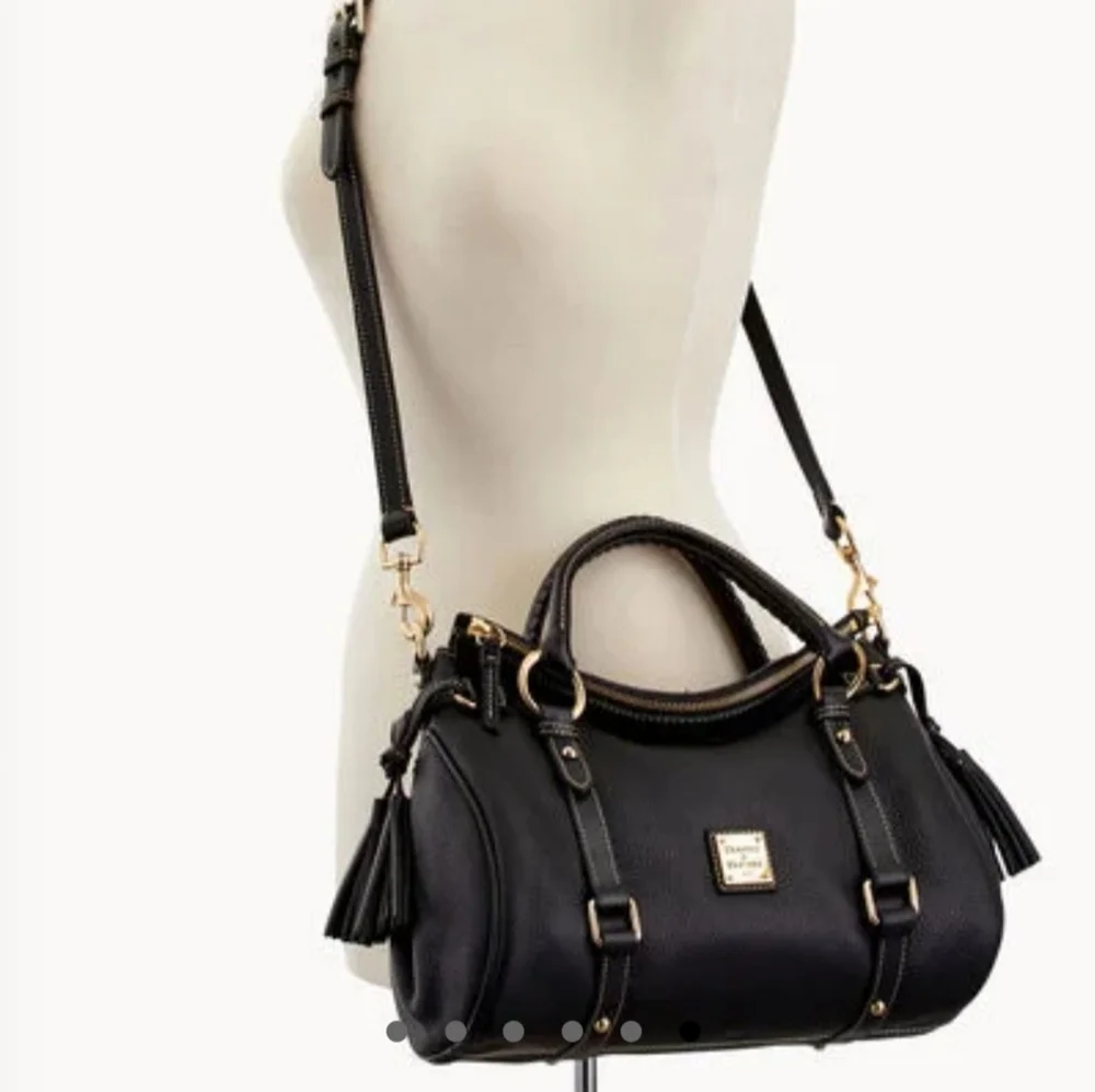 New Dooney & Bourke Black Leather Satchel - Picture 5 of 14